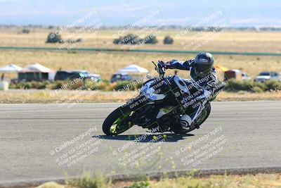 media/Oct-15-2023-TrackXperience (Sun) [[85198ff50b]]/Group 2/session 4 turn 3/